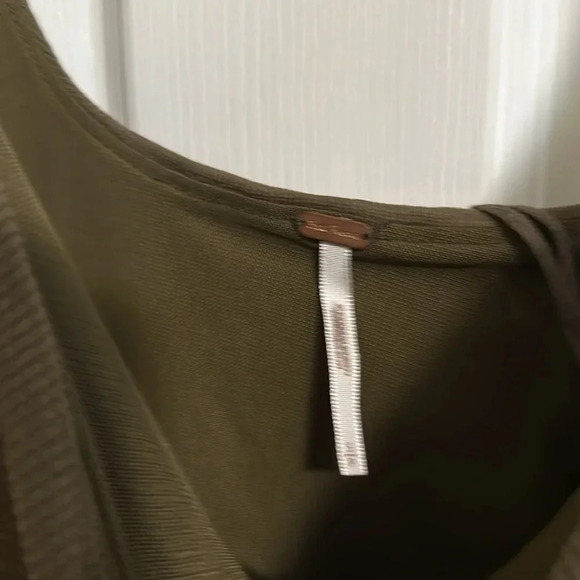 Free People FP Movement Women's Boulevard Tank Top Brown Ties at Shoulder NWOT - Picture 4 of 8